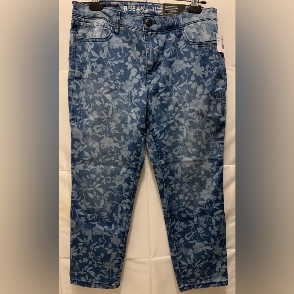 Floral Patterned Blue Jean Capris